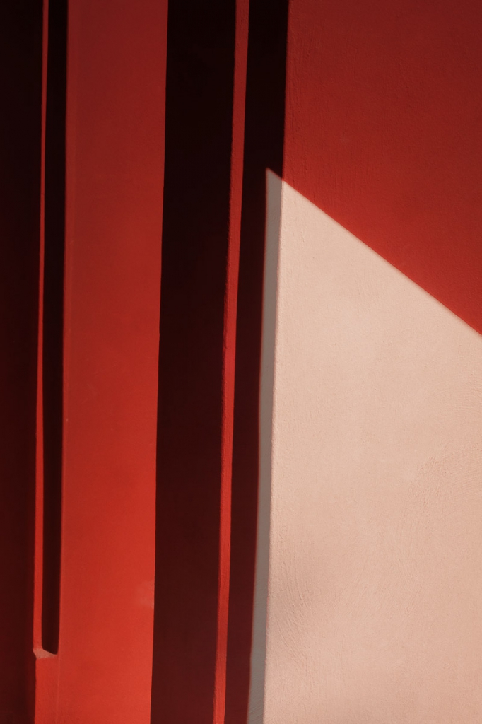 Secret garden Marrakech - red abstractions